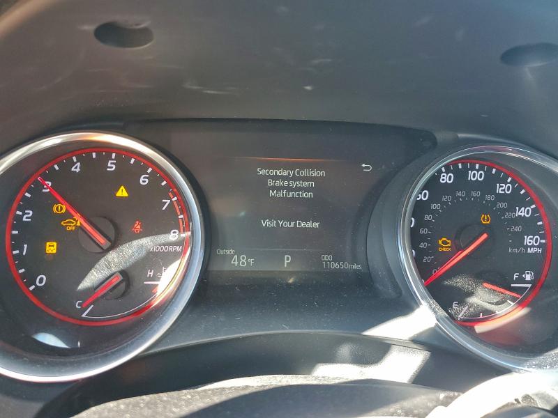 4T1B61HK6JU103027 - 2018 TOYOTA CAMRY XSE WHITE photo 9