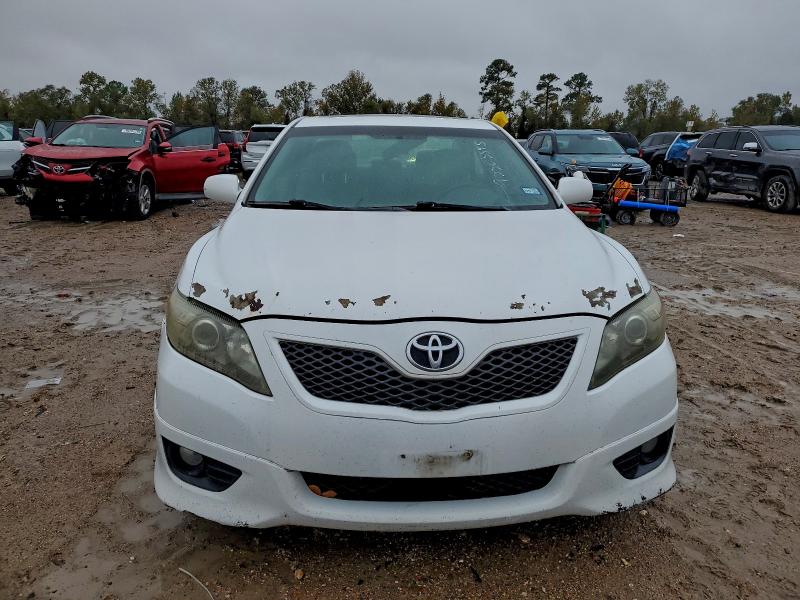 4T1BF3EKXBU734039 - 2011 TOYOTA CAMRY BASE Белый фото 5