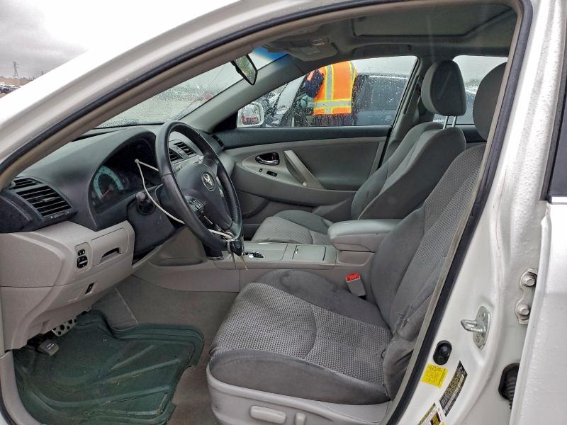 4T1BF3EKXBU734039 - 2011 TOYOTA CAMRY BASE Белый фото 7