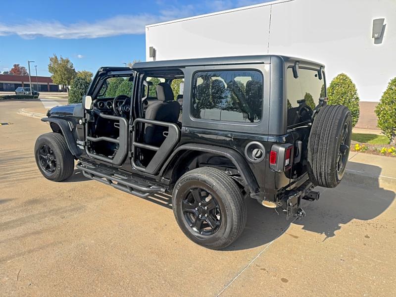 1C4HJXDN7KW689694 - 2019 JEEP WRANGLER U SPORT შავი ფოტო 3