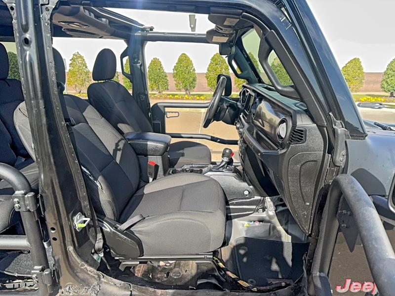 1C4HJXDN7KW689694 - 2019 JEEP WRANGLER U SPORT შავი ფოტო 5