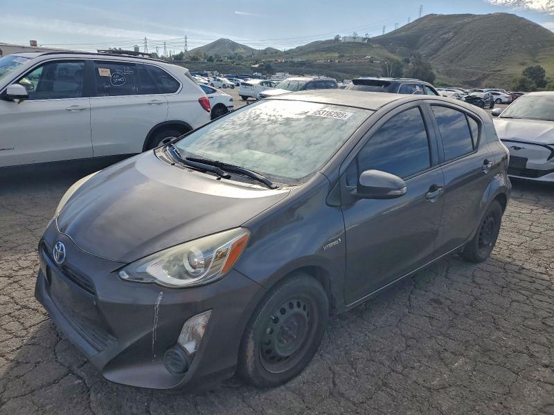 2015 TOYOTA PRIUS C, 