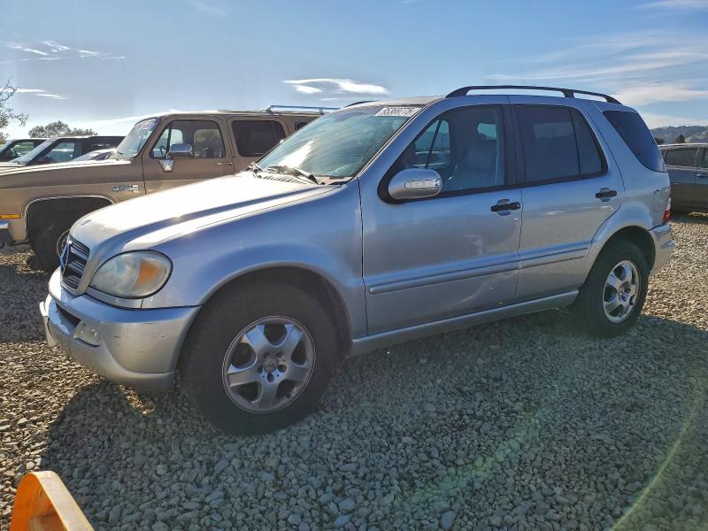 2003 MERCEDES-BENZ ML 320, 