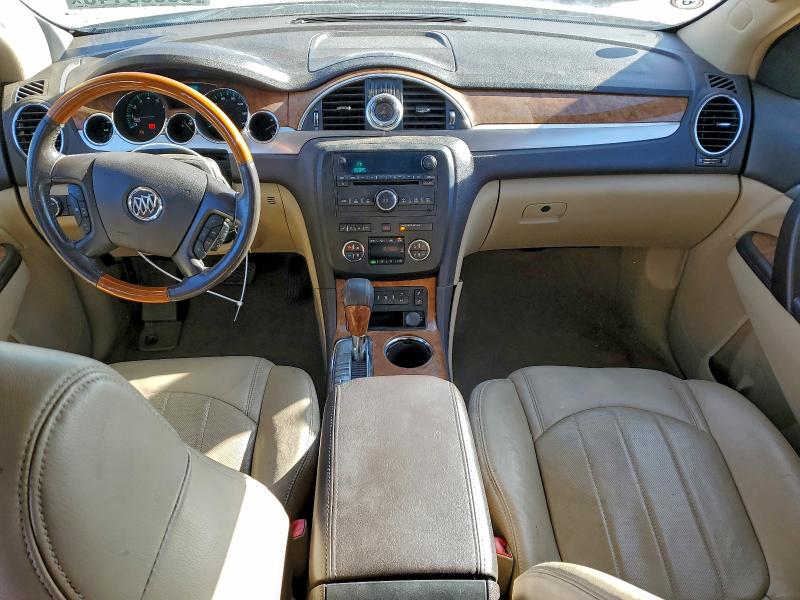 5GAEV23788J203057 - 2008 BUICK ENCLAVE CXL GOLD photo 8
