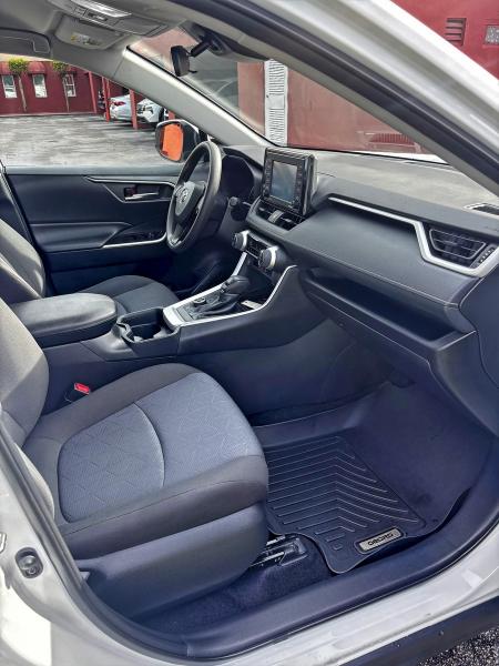 2T3RWRFV8LW099471 - 2020 TOYOTA RAV4 XLE 白色 照片 5