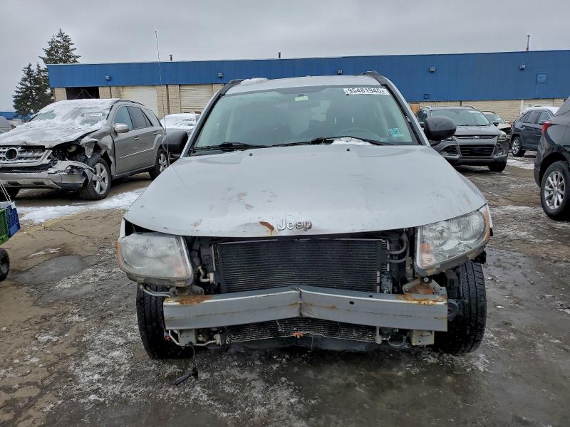 1J4NT1FB0BD252753 - 2011 JEEP COMPASS SPORT Серебристый фото 5