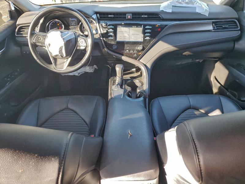 4T1B11HK1KU197513 - 2019 TOYOTA CAMRY L Grau Foto 8