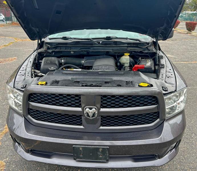 1C6RR7FG5JS203019 - 2018 RAM 1500 ST CHARCOAL photo 7