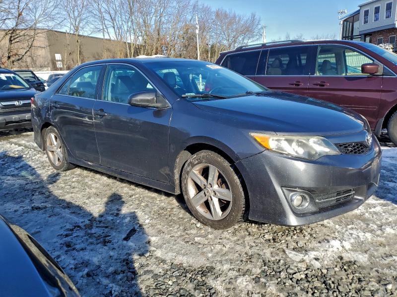 4T1BF1FK5DU224624 - 2013 TOYOTA CAMRY L GRAY photo 4
