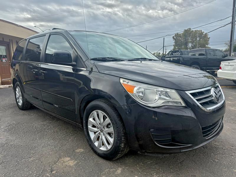 2012 VOLKSWAGEN ROUTAN SE, 