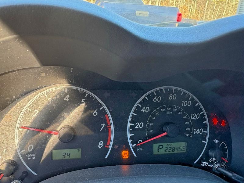 1NXBU4EE6A2228468 - 2010 TOYOTA COROLLA BA BLUE photo 8